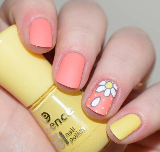 荧光橘与黄色的跳色,搭配花朵和波点的设计,充满夏天的味道。