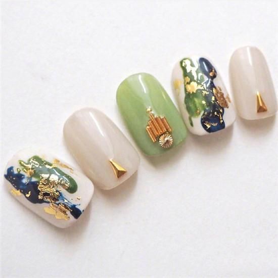 时尚大气美甲:1