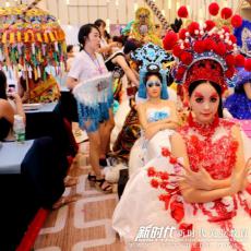  如何使用高光笔突出面部优势？